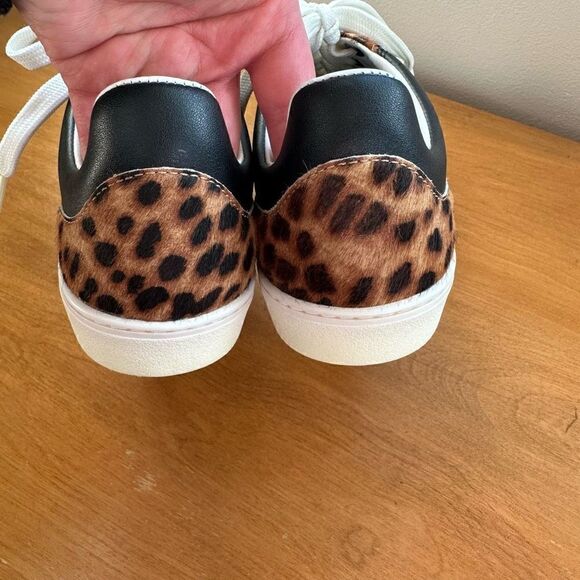 Stuart Weitzman Women’s Livvy Black And Leopard Low Top Lace Up Sneaker - Picture 13 of 16